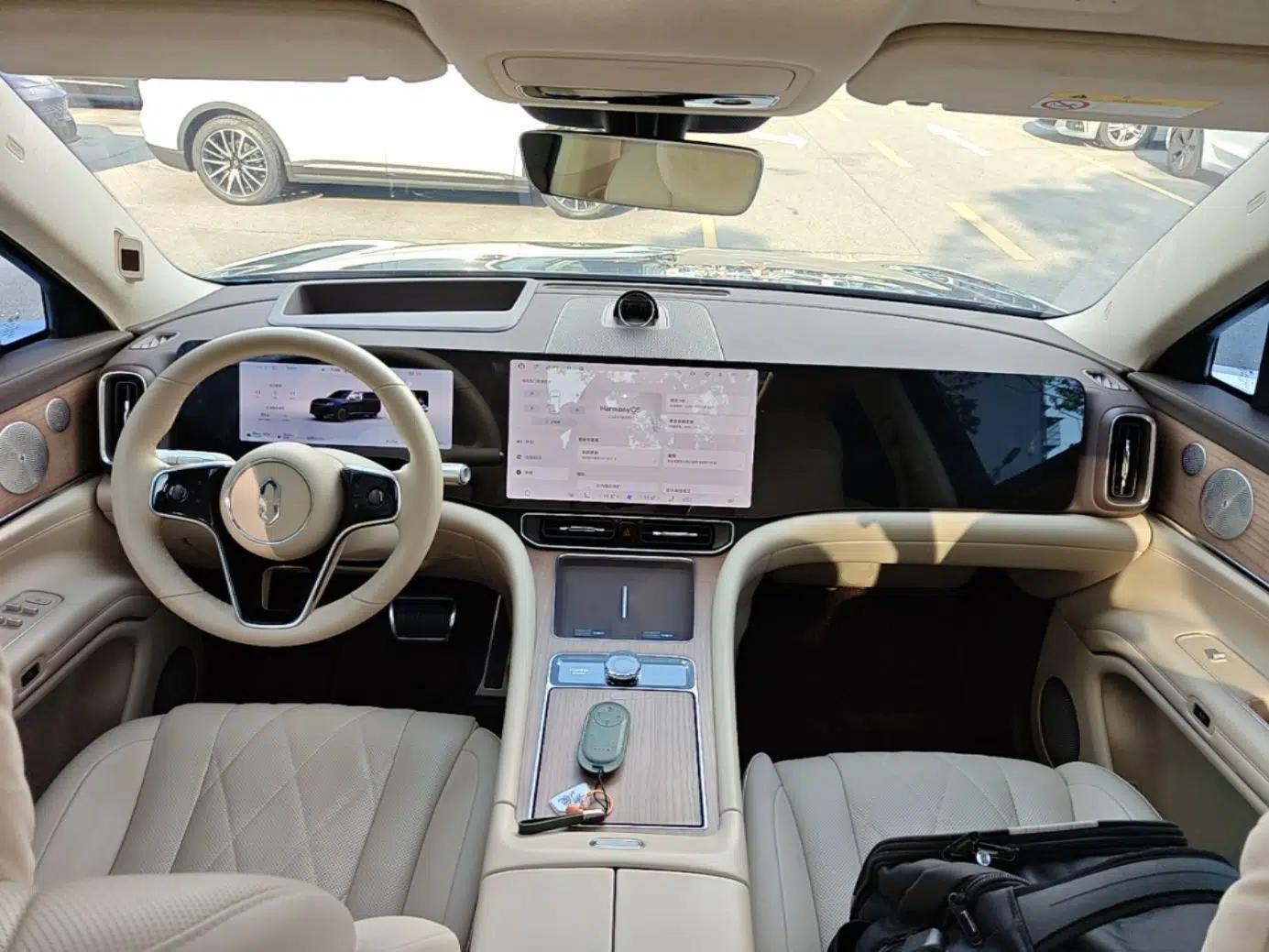 Hima AITO M9 2024 Range-Extended Ultra Version 42 kWh 6-Seater Model — миниатюра 12