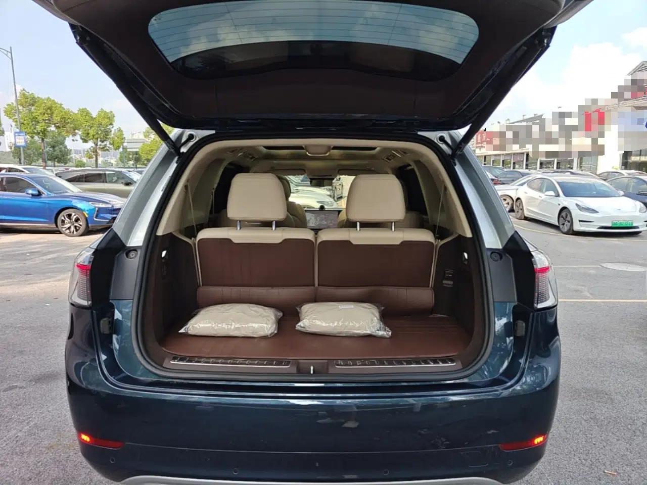 Hima AITO M9 2024 Range-Extended Ultra Version 42 kWh 6-Seater Model — миниатюра 22