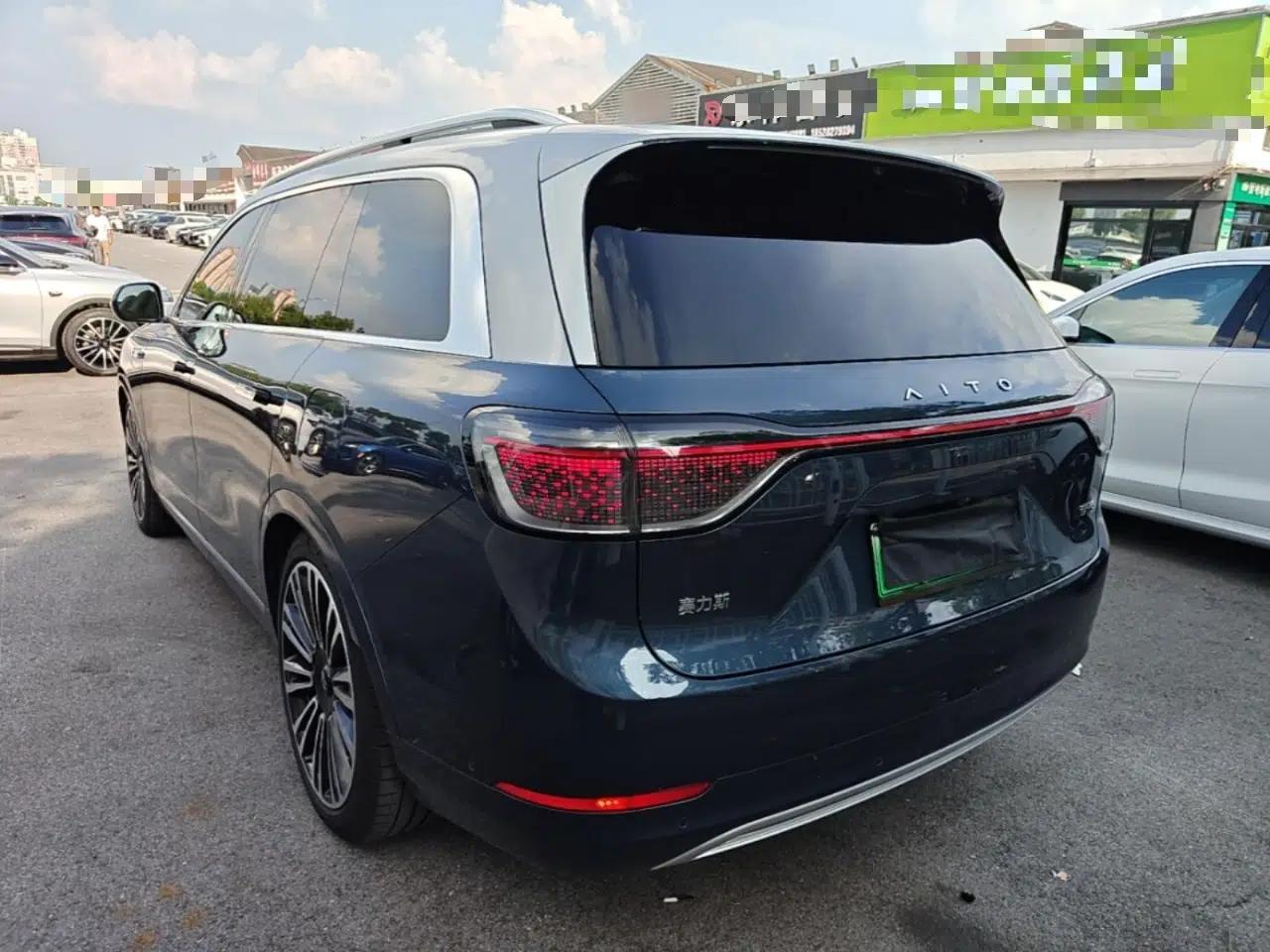 Hima AITO M9 2024 Range-Extended Ultra Version 42 kWh 6-Seater Model — миниатюра 4