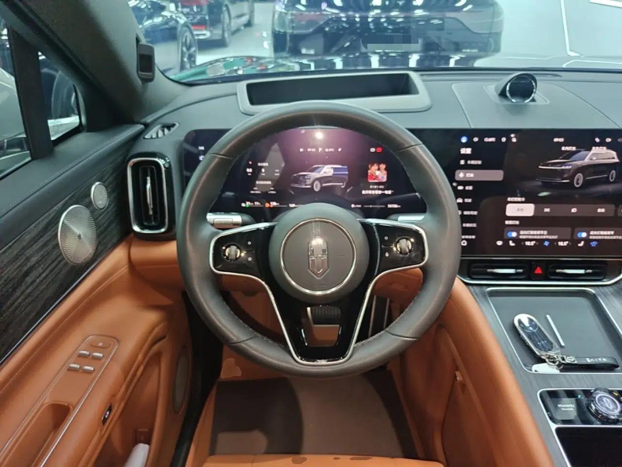 Hima AITO M9 2024 Range-Extended Ultra Version 52 kWh 6-Seater Model — миниатюра 18
