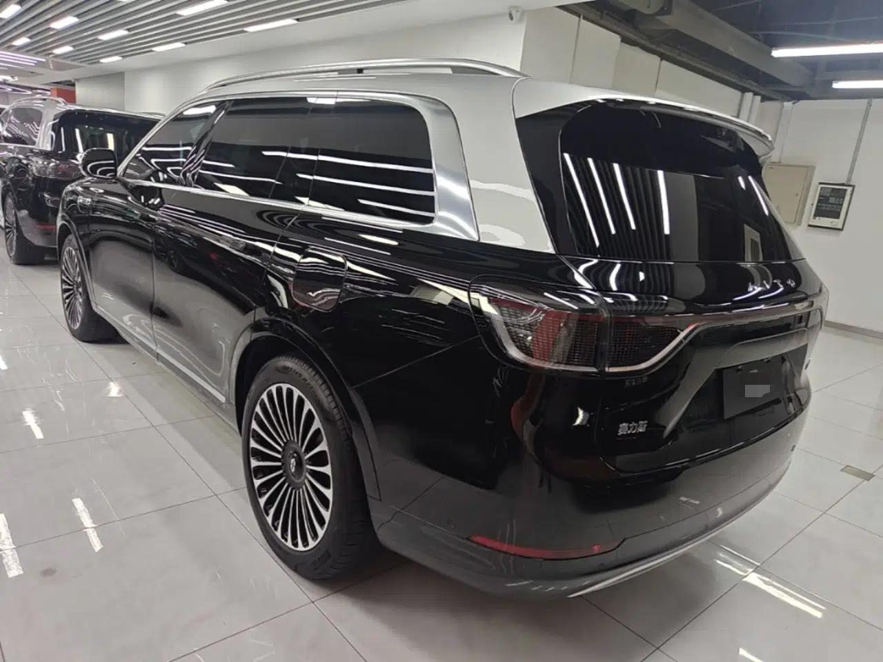 Hima AITO M9 2024 Range-Extended Ultra Version 52 kWh 6-Seater Model — миниатюра 4