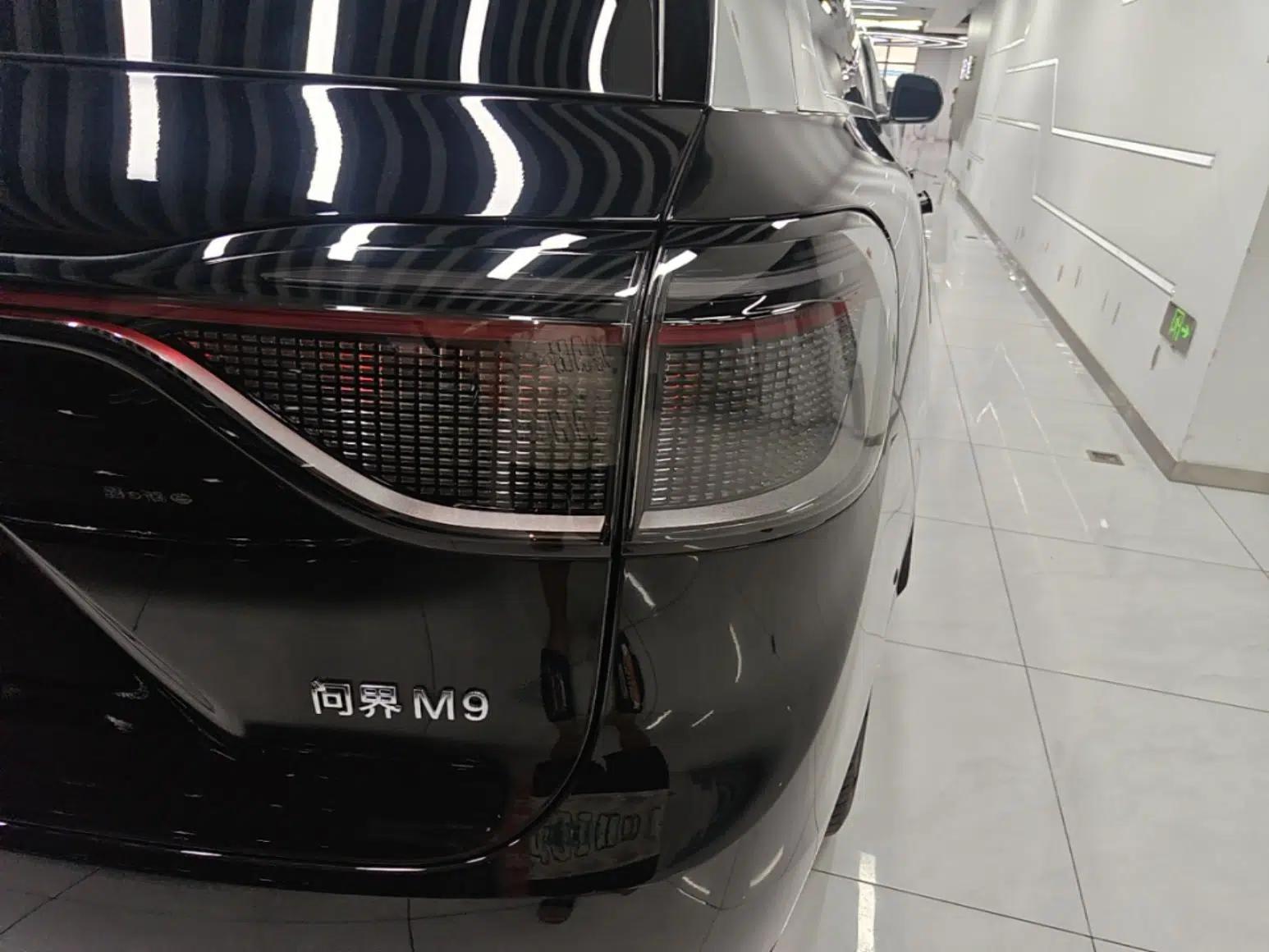 Hima AITO M9 2024 Range-Extended Ultra Version 52 kWh 6-Seater Model — миниатюра 9