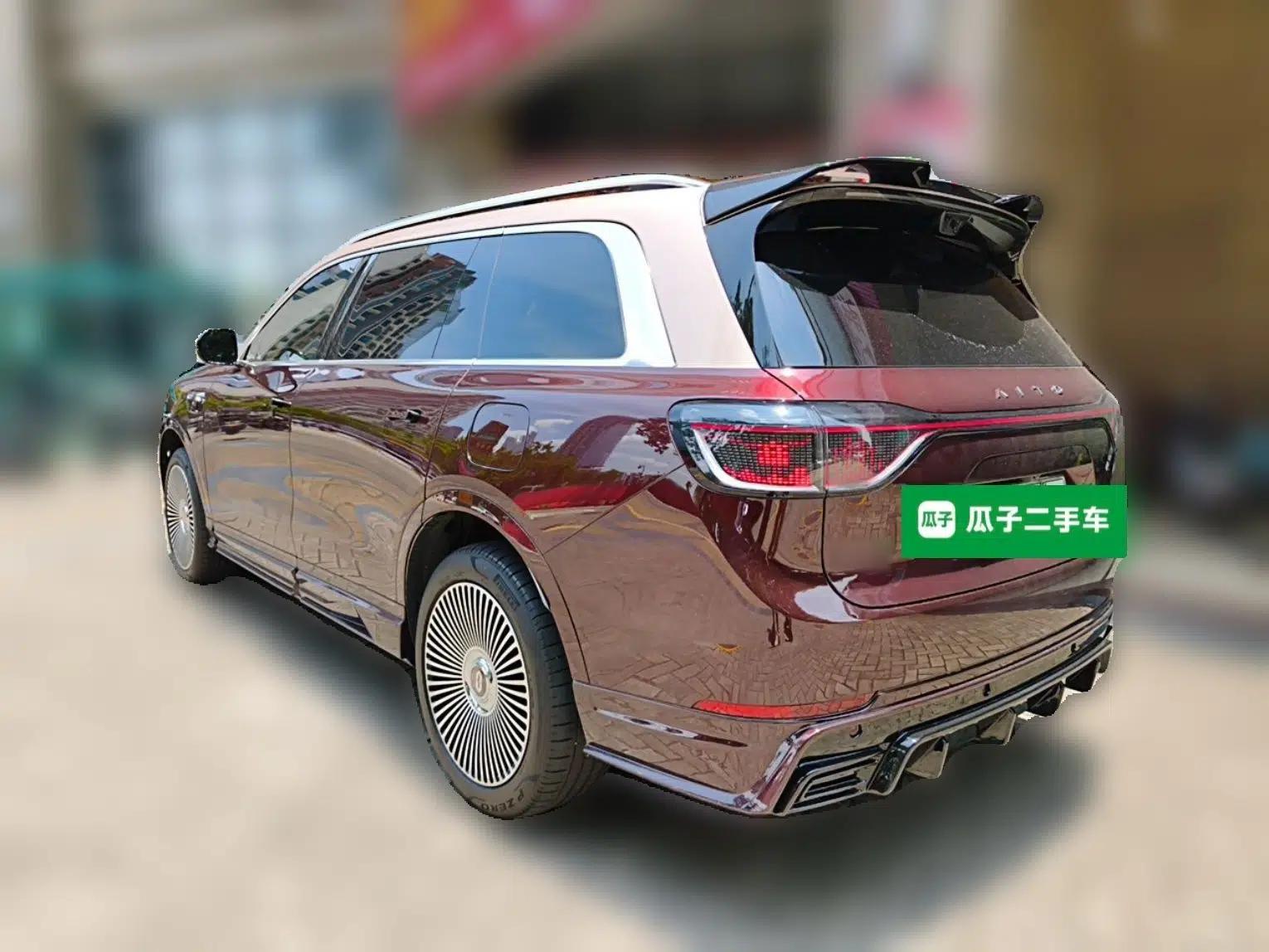 Hima AITO M9 2025 Extended-Range Ultra Version 52 kWh 6-Seater — миниатюра 4