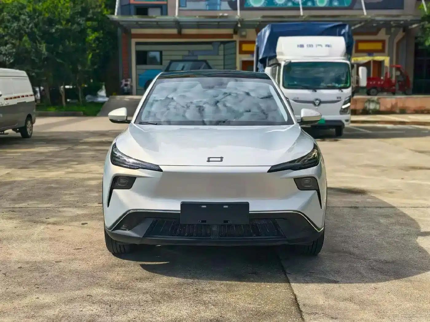 Yueyi 03 2025 Model 565km Enjoy Edition — миниатюра 2