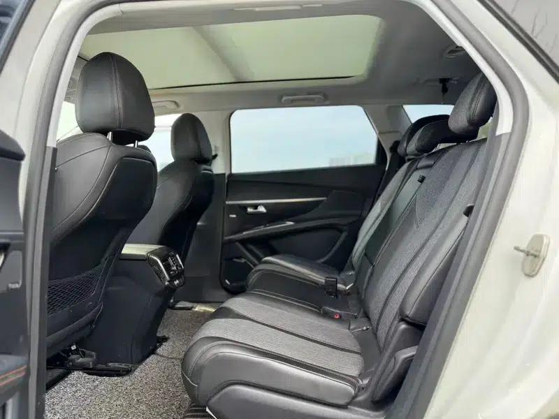 Peugeot 5008 2017 380THP 7-seater Elite Edition — миниатюра 12
