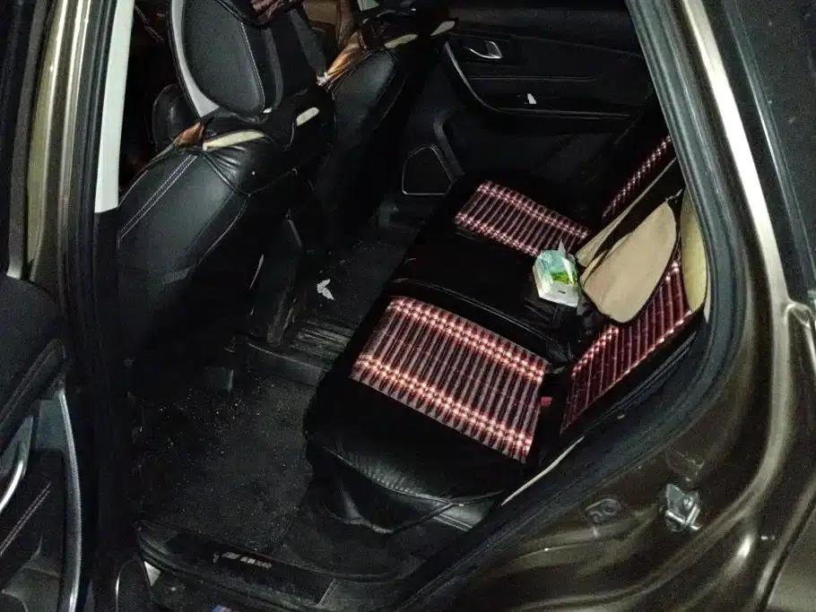Besturn X40 2017 1.6L Manual Deluxe Edition — миниатюра 11