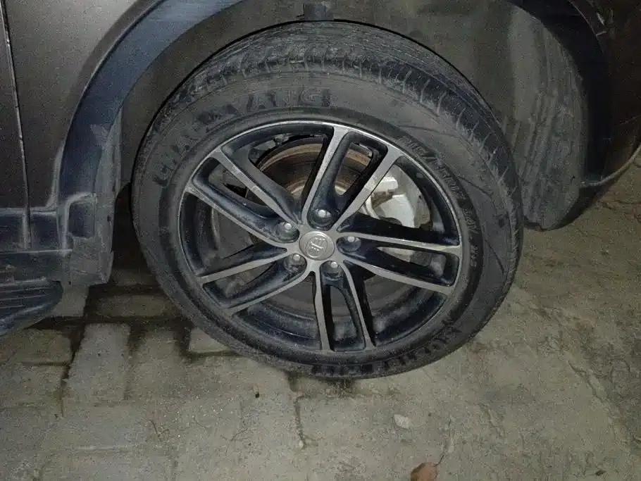 Besturn X40 2017 1.6L Manual Deluxe Edition — миниатюра 6