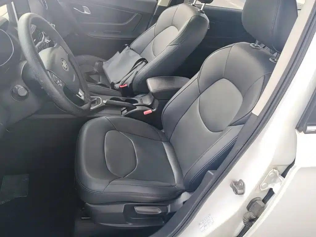 Besturn X40 2017 1.6L Automatic Luxury Edition — миниатюра 15