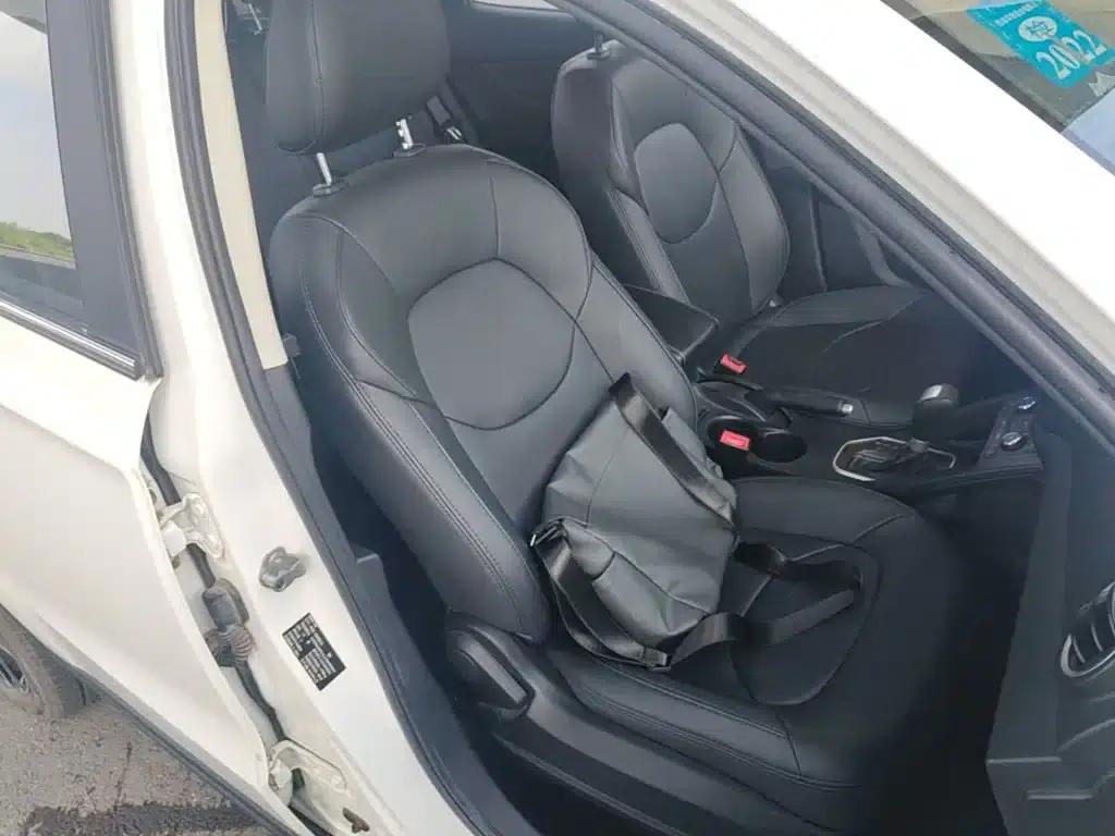 Besturn X40 2017 1.6L Automatic Luxury Edition — миниатюра 25