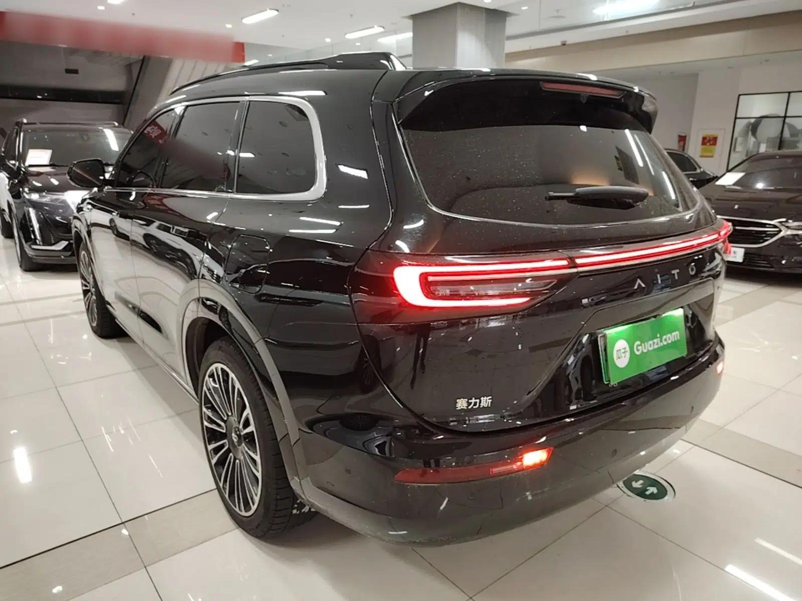 Hima AITO M7 2024 1.5T Intelligent Drive Rear-Drive Ultra Version 5 Seats — миниатюра 4