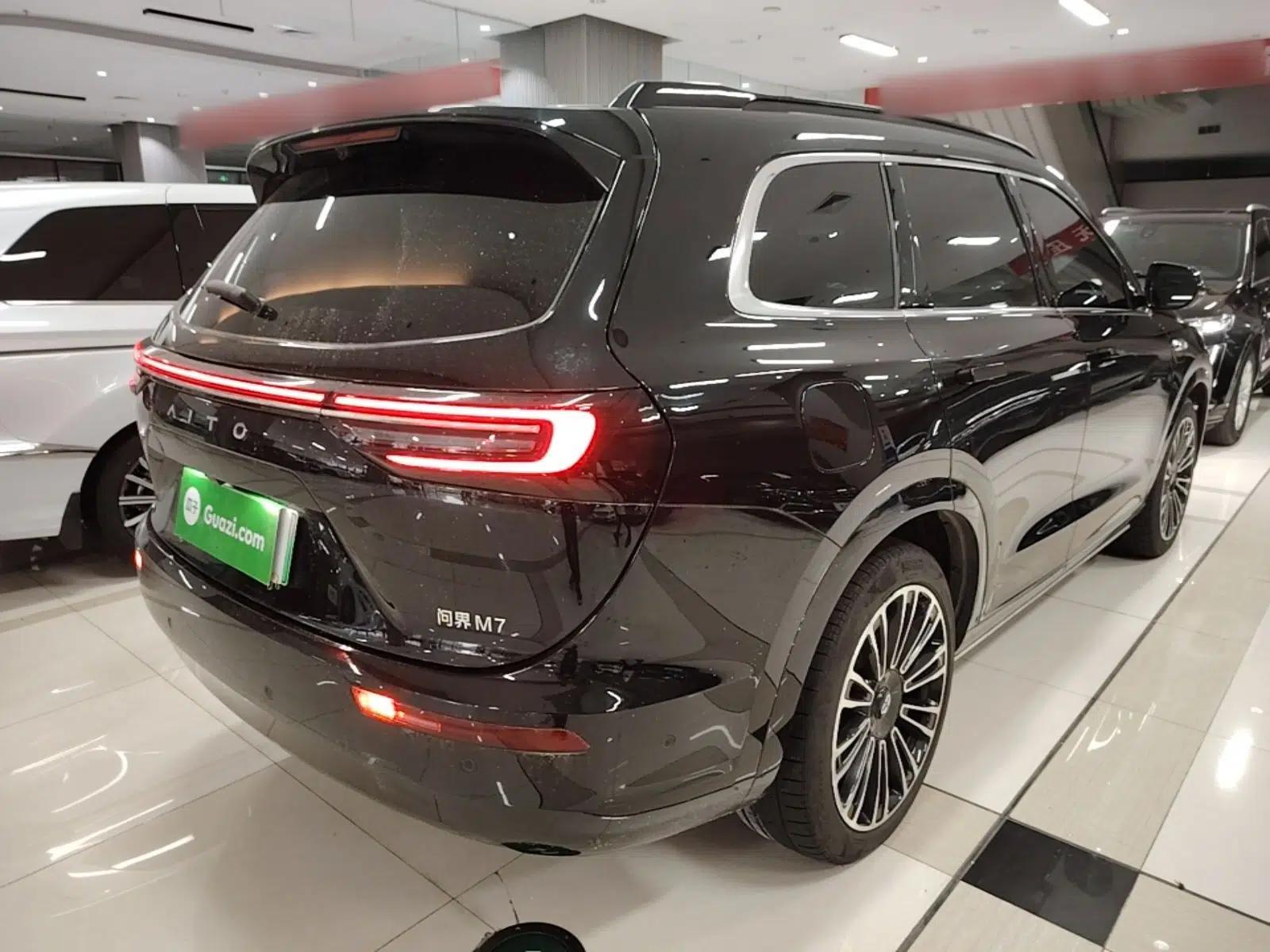 Hima AITO M7 2024 1.5T Intelligent Drive Rear-Drive Ultra Version 5 Seats — миниатюра 6