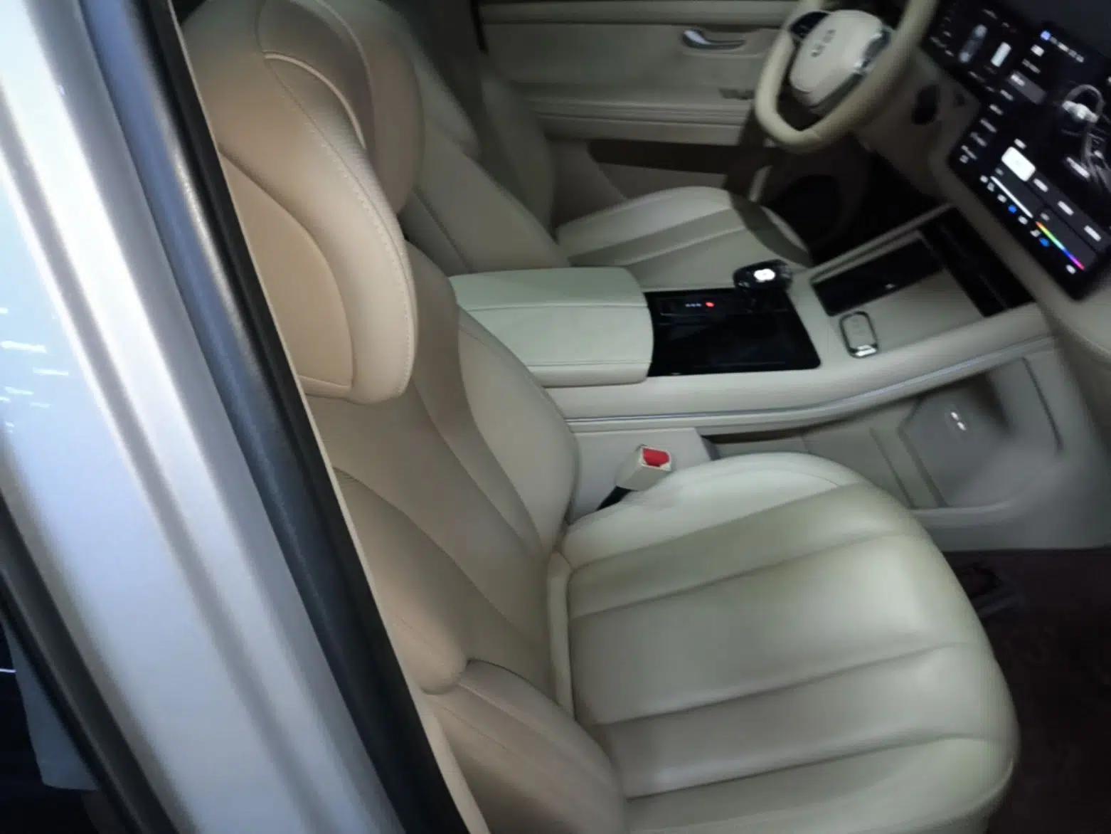 Hima AITO M7 2024 1.5T Intelligent Drive 4x4 Max Edition 6 Seats — миниатюра 19