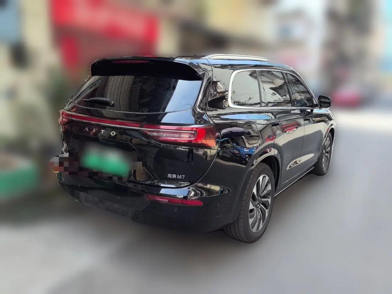 Hima AITO M7 2024 1.5T Rear-Drive Plus Version 5 Seats — миниатюра 6
