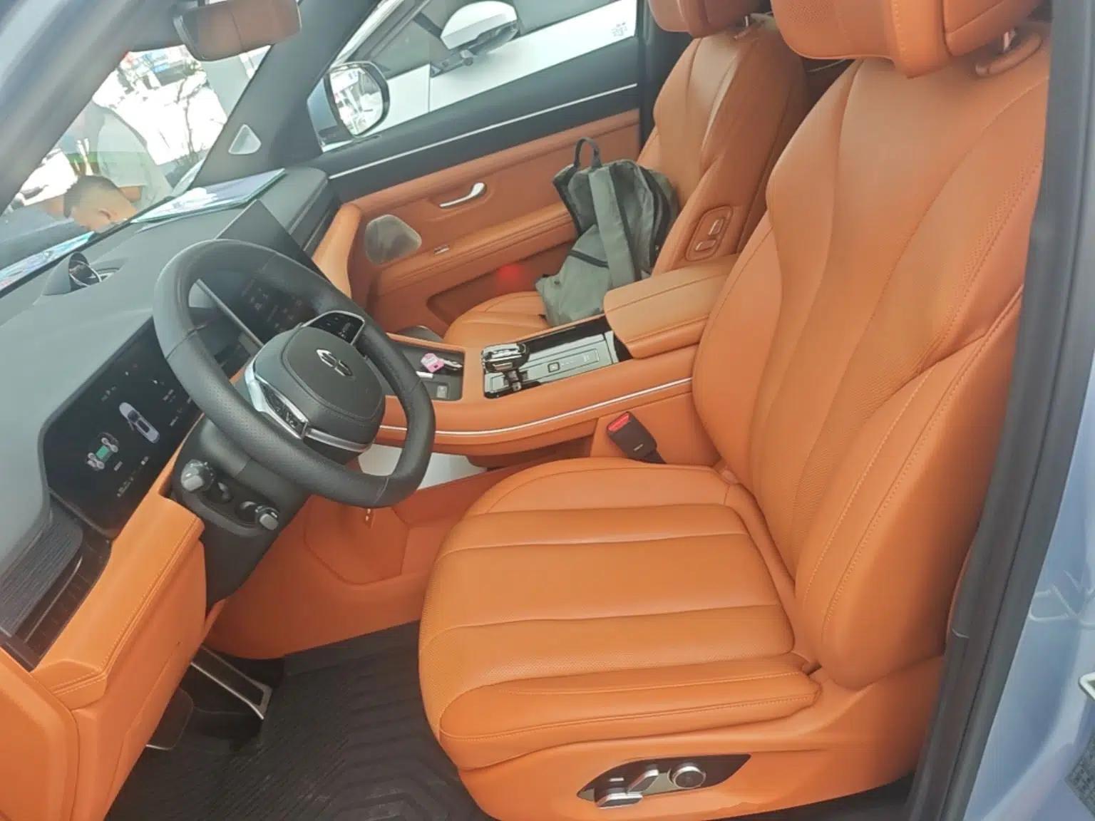 Hima AITO M7 2024 1.5T Four-Wheel Drive Plus Version 5 Seats — миниатюра 17