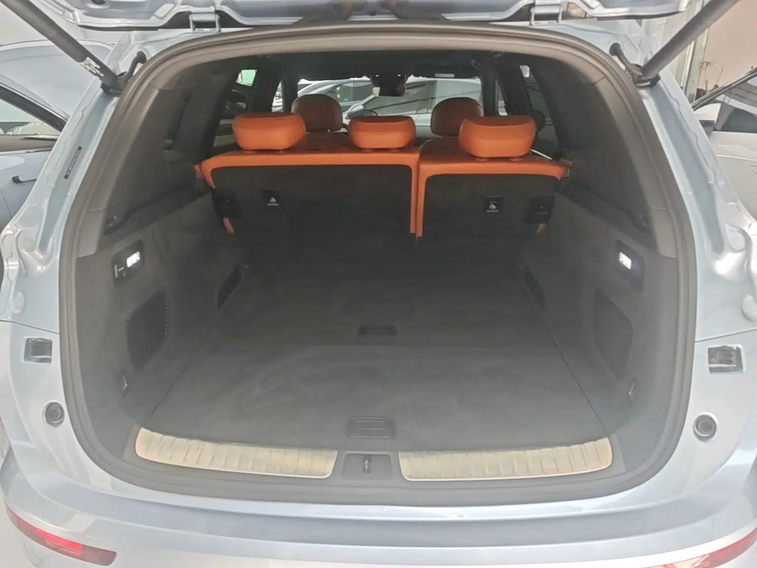 Hima AITO M7 2024 1.5T Four-Wheel Drive Plus Version 5 Seats — миниатюра 22