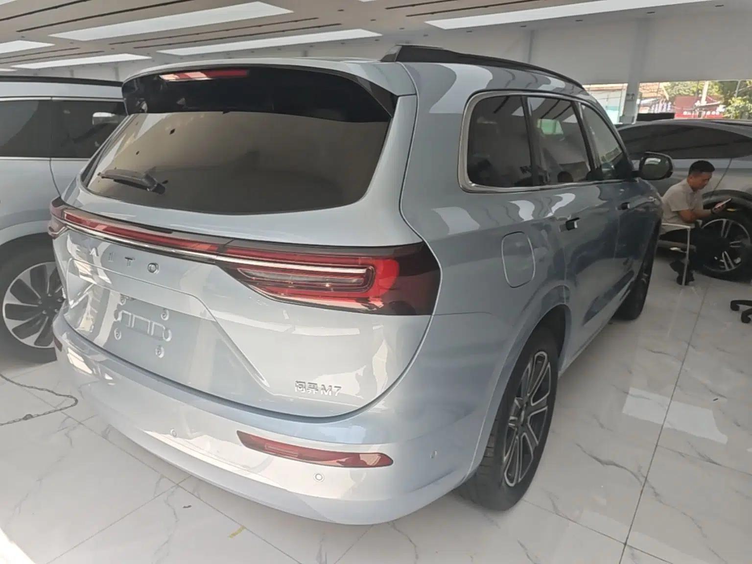 Hima AITO M7 2024 1.5T Four-Wheel Drive Plus Version 5 Seats — миниатюра 6