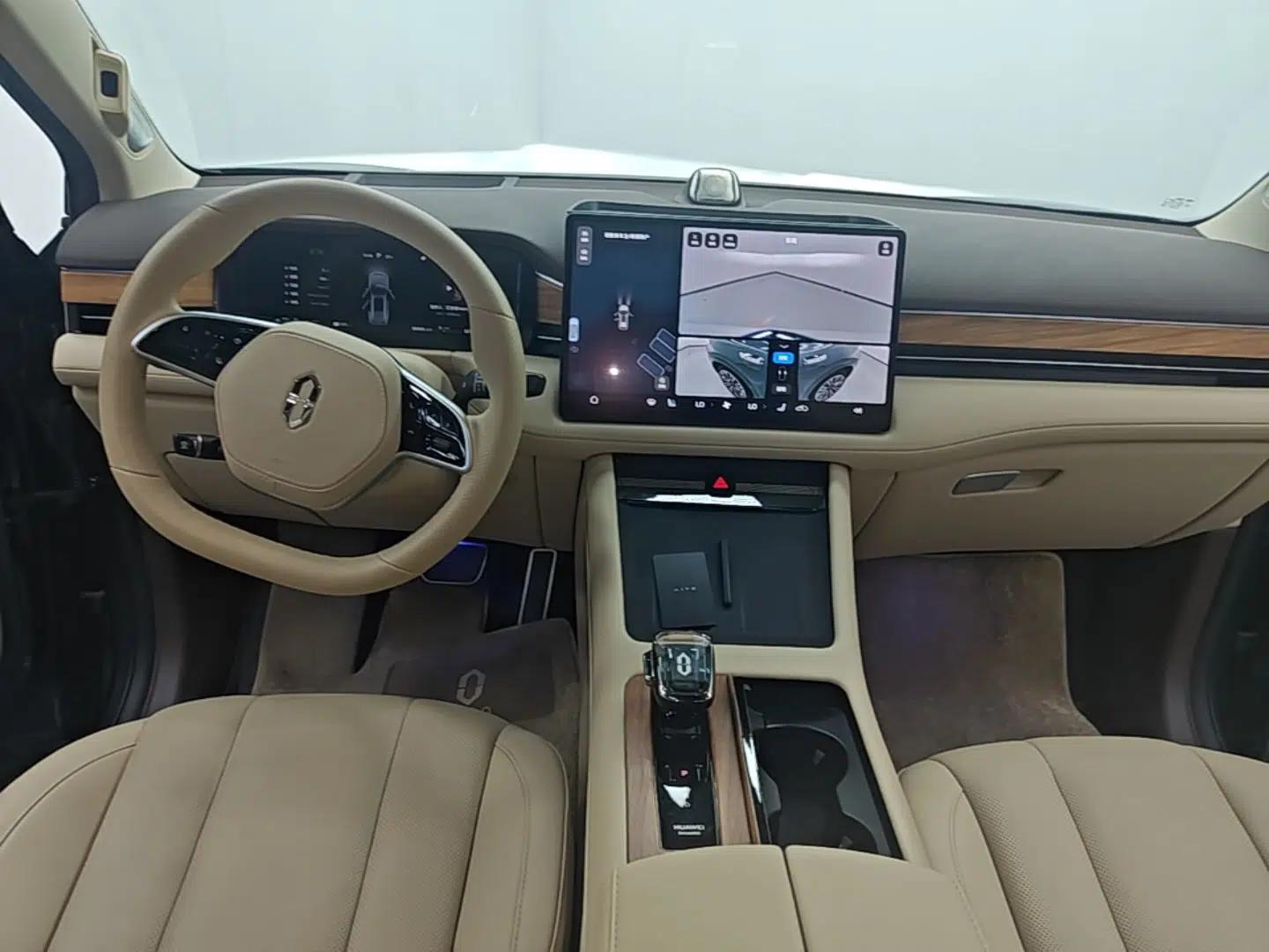 Hima AITO M7 2024 1.5T Intelligent Driving 4WD Max Edition 5 Seats — миниатюра 12