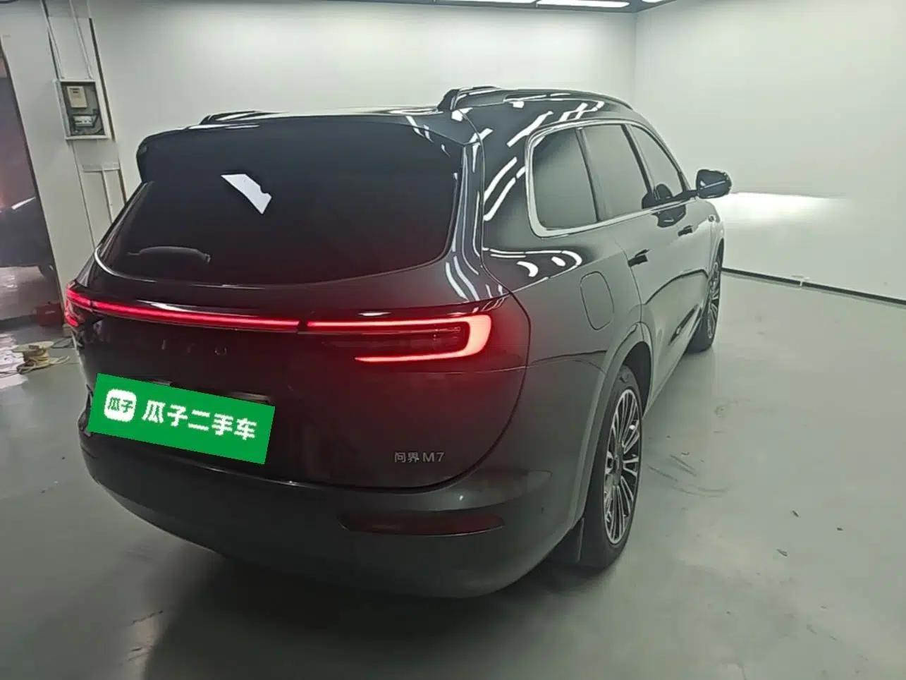 Hima AITO M7 2024 1.5T Intelligent Driving 4WD Max Edition 5 Seats — миниатюра 6