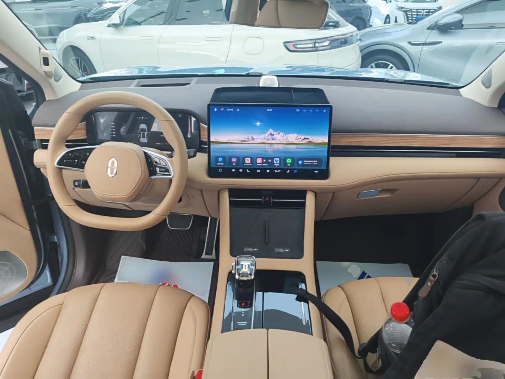Hima AITO M7 2024 1.5T Intelligent Driving Rear-Drive Max Edition 5 Seats — миниатюра 12
