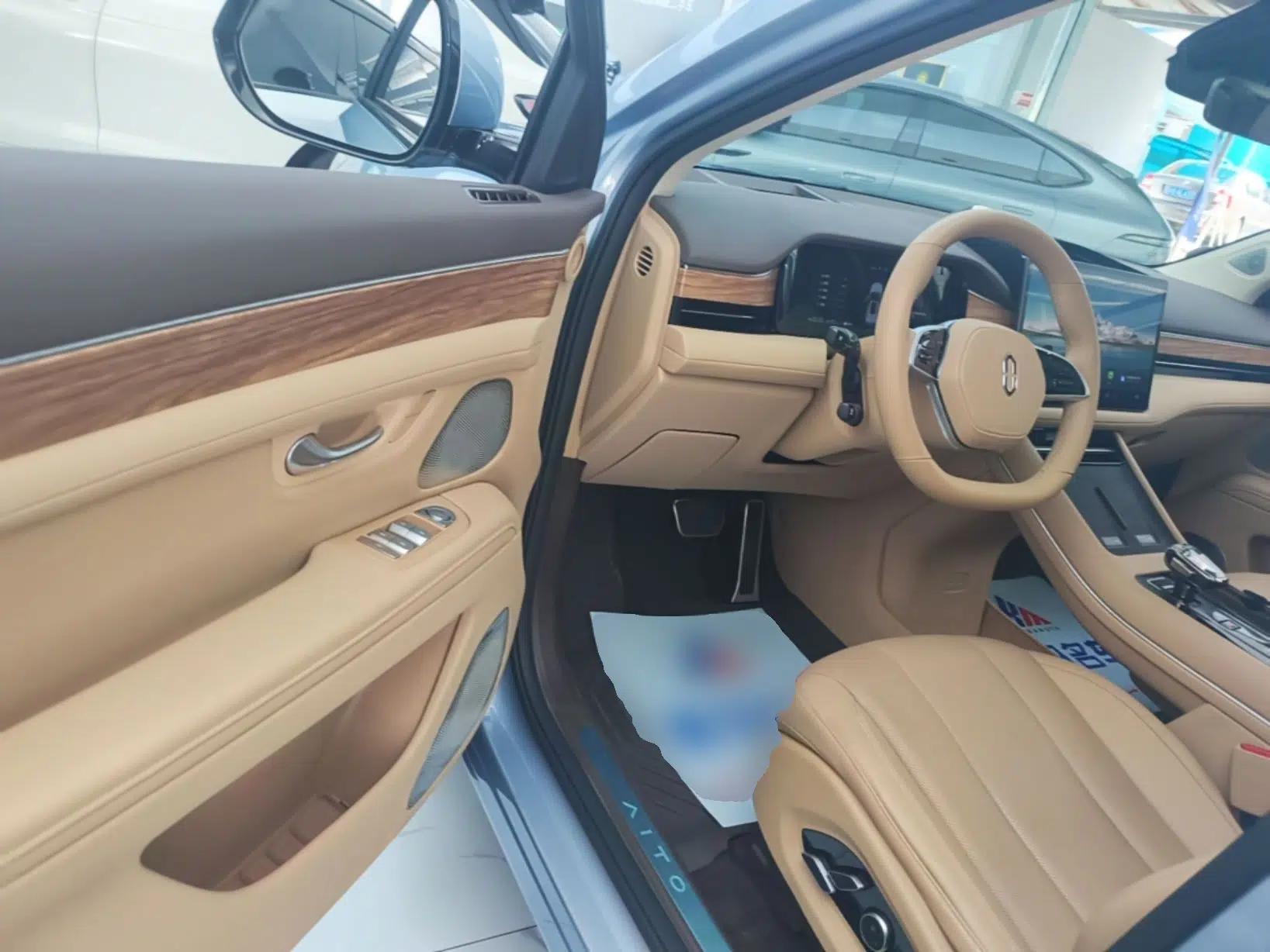 Hima AITO M7 2024 1.5T Intelligent Driving Rear-Drive Max Edition 5 Seats — миниатюра 18