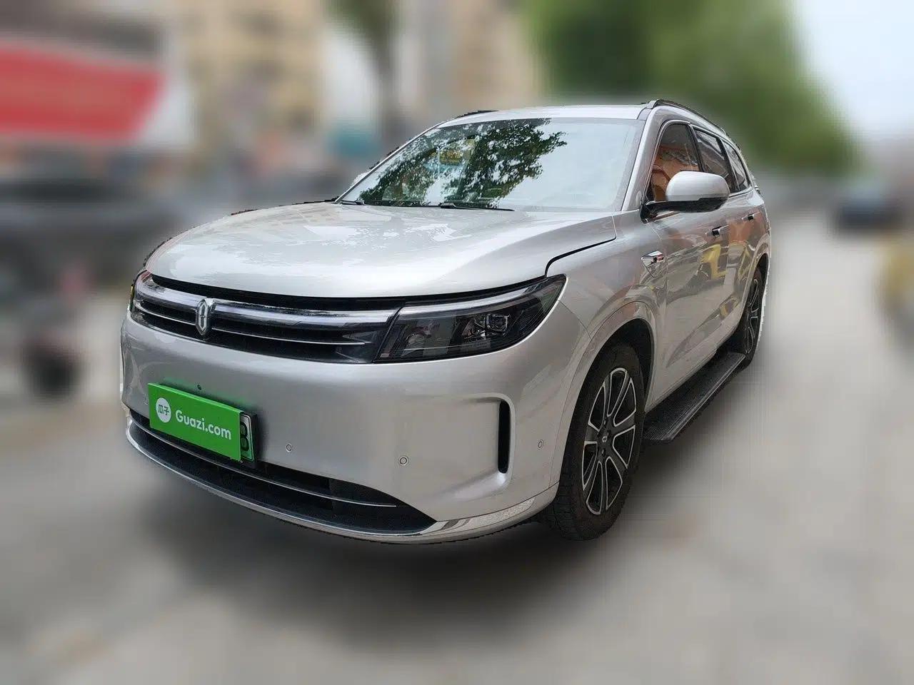 Hima AITO M7 2024 1.5T Intelligent Driving 4WD Pro Edition 5 Seats — миниатюра 1