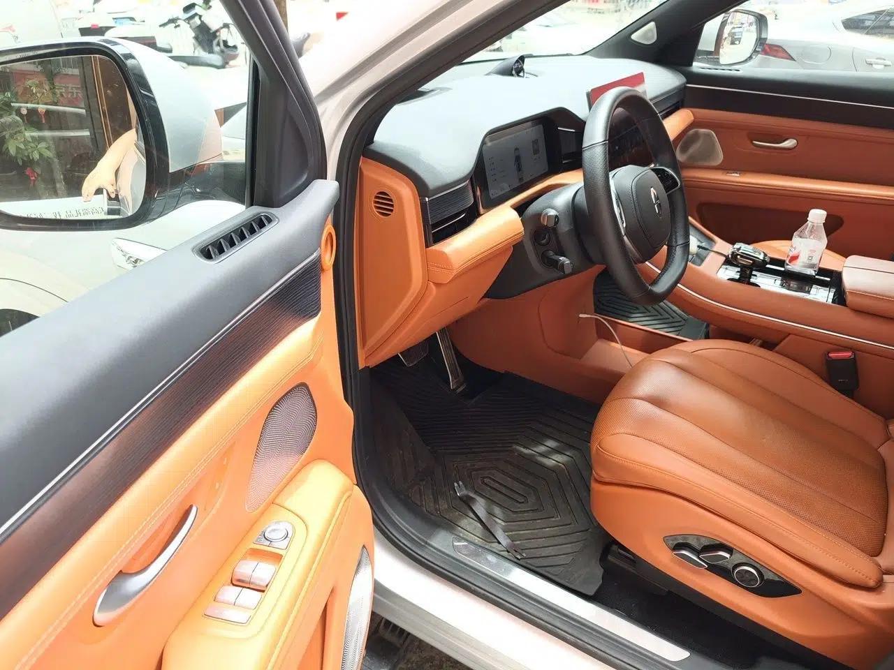 Hima AITO M7 2024 1.5T Intelligent Driving 4WD Pro Edition 5 Seats — миниатюра 16