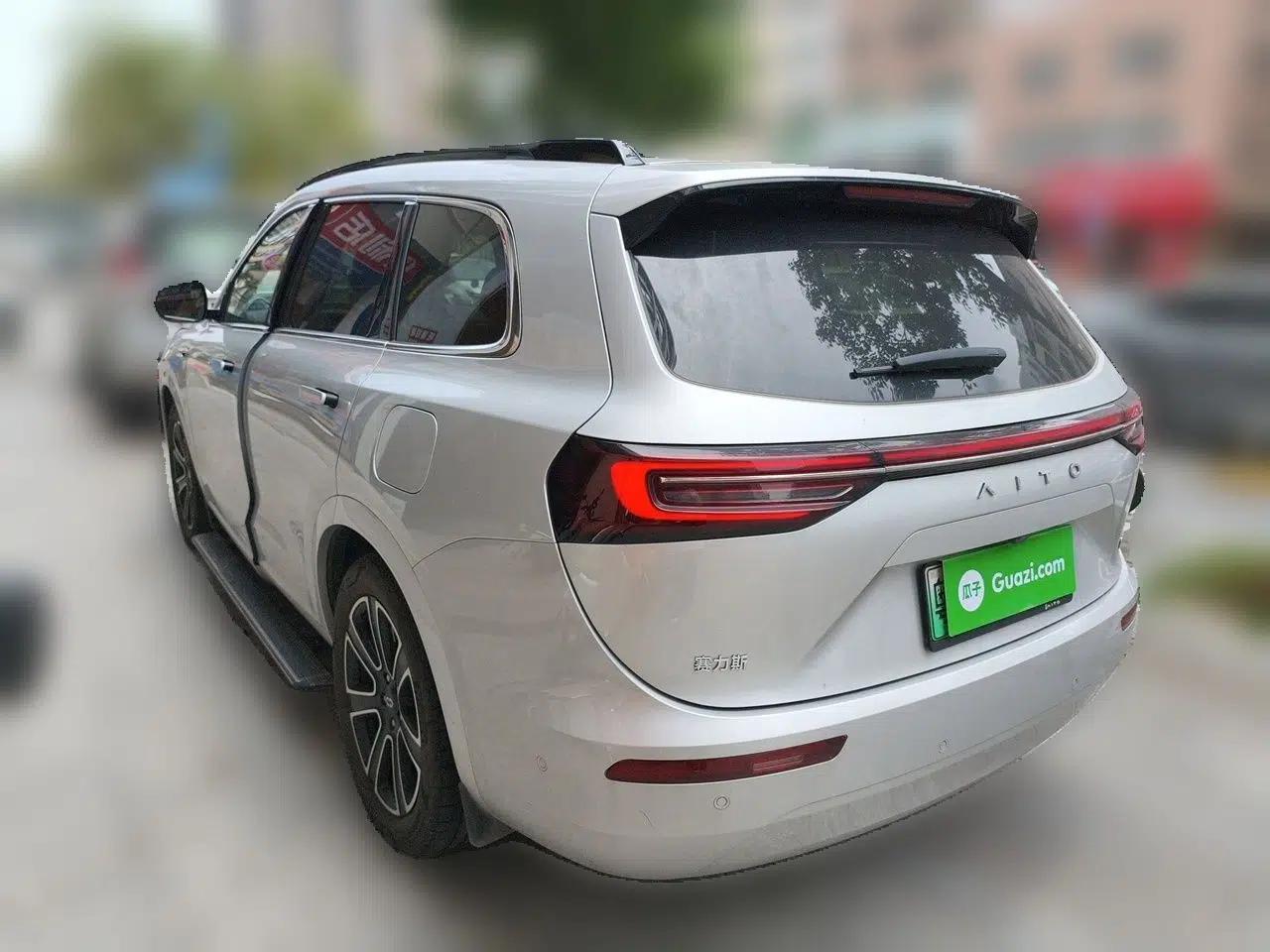 Hima AITO M7 2024 1.5T Intelligent Driving 4WD Pro Edition 5 Seats — миниатюра 4
