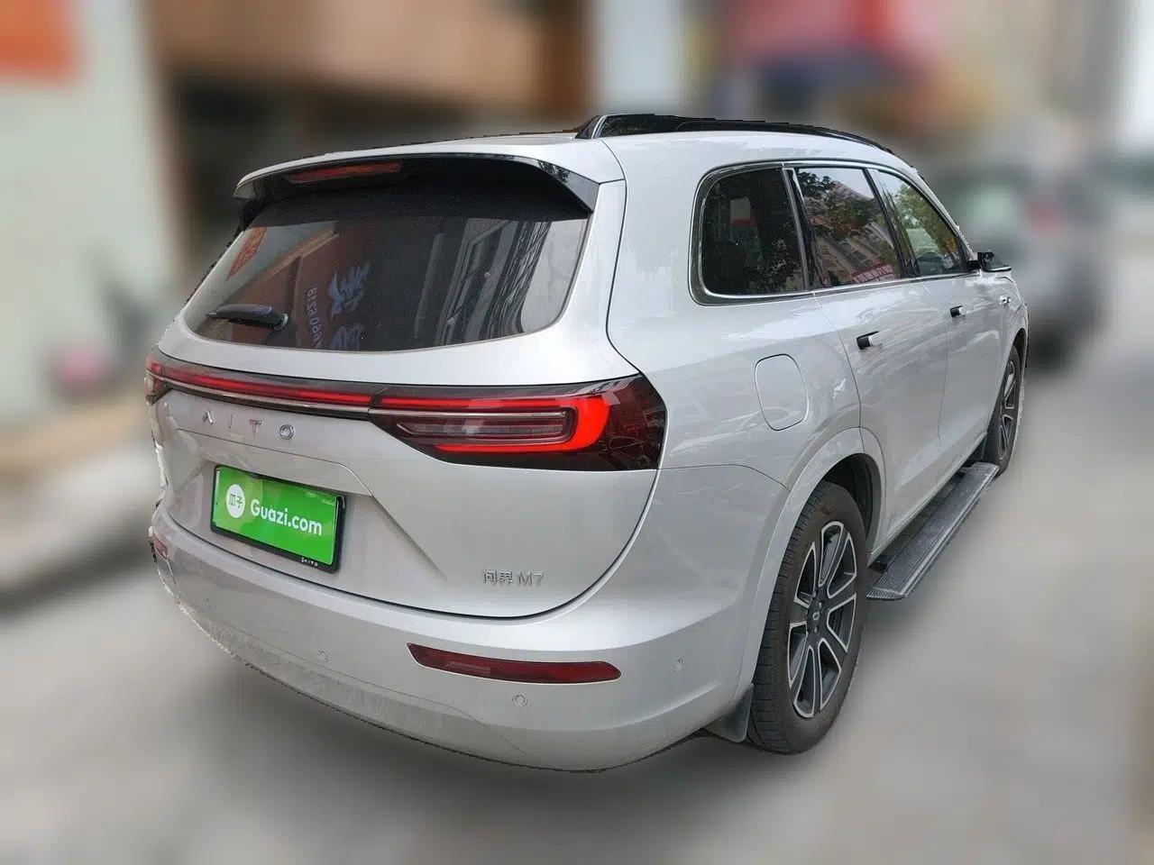Hima AITO M7 2024 1.5T Intelligent Driving 4WD Pro Edition 5 Seats — миниатюра 6