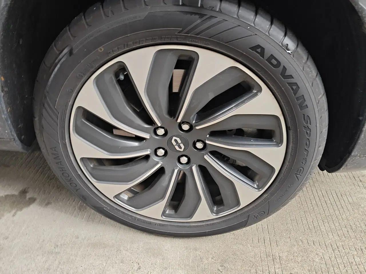 Hima AITO M7 2024 1.5T Intelligent Drive 4x4 Max Edition 6 Seats — миниатюра 8