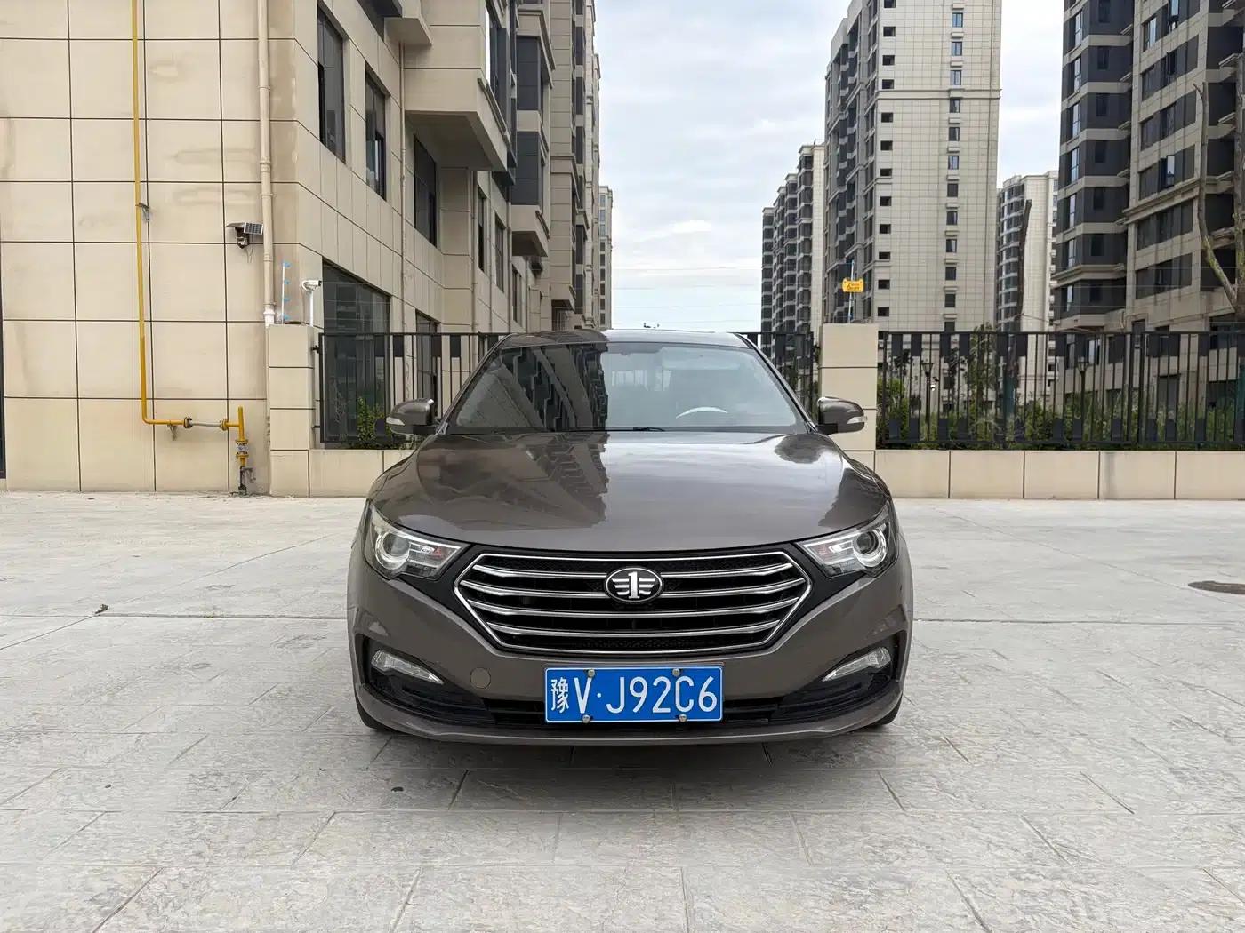 Besturn B30 2016 1.6L Manual Deluxe Edition — миниатюра 2