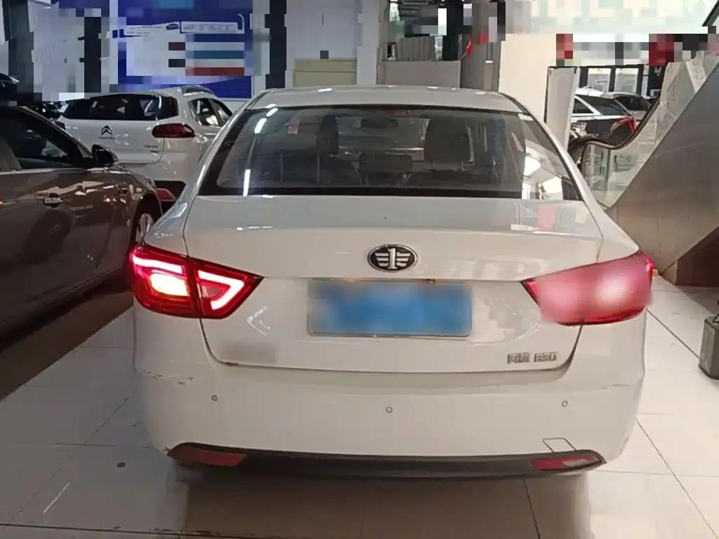 Bestune B30 2019 1.6L Automatic Comfort Model — миниатюра 6