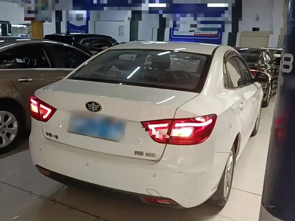 Bestune B30 2019 1.6L Automatic Comfort Model — миниатюра 7