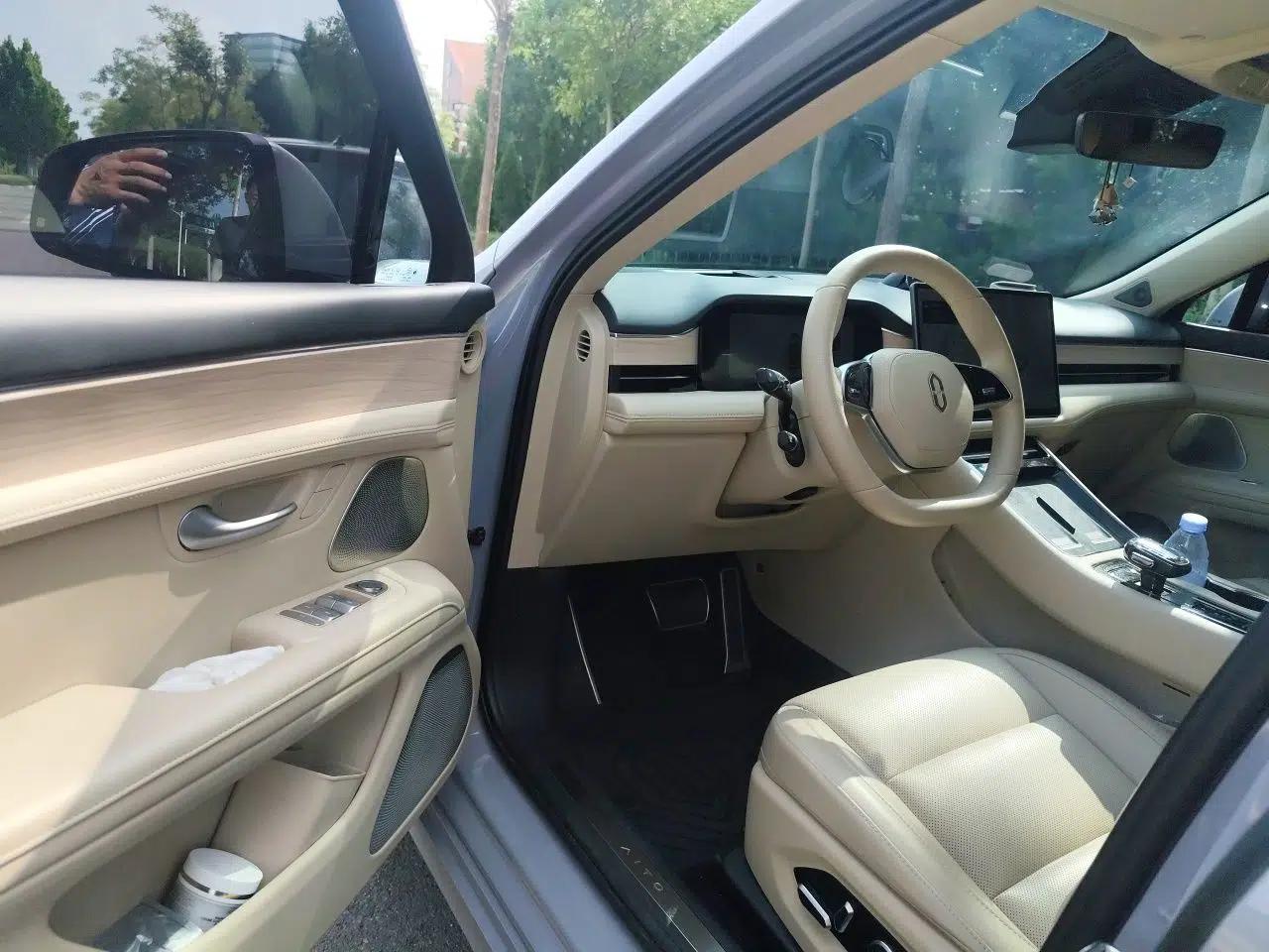 Hima AITO M5 2024 Extended-Range Max RS Four-Wheel Drive Advanced Intelligent Driving Version — миниатюра 16