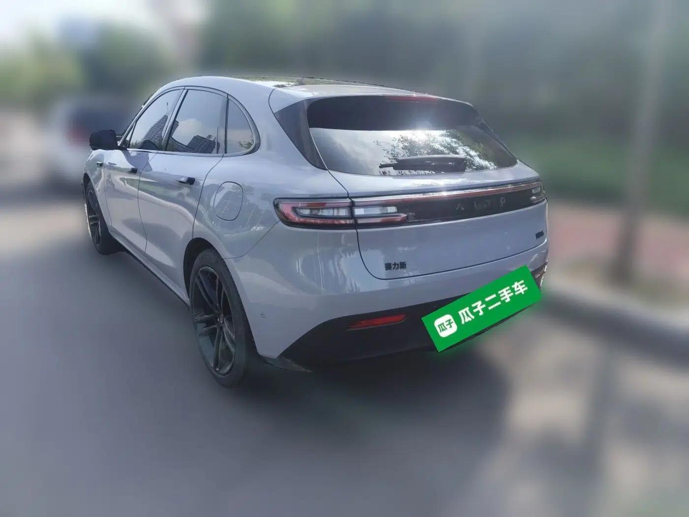 Hima AITO M5 2024 Extended-Range Max RS Four-Wheel Drive Advanced Intelligent Driving Version — миниатюра 4