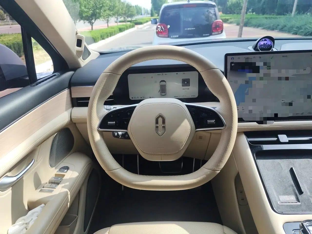 Hima AITO M5 2024 Extended-Range Max RS Four-Wheel Drive Advanced Intelligent Driving Version — миниатюра 10