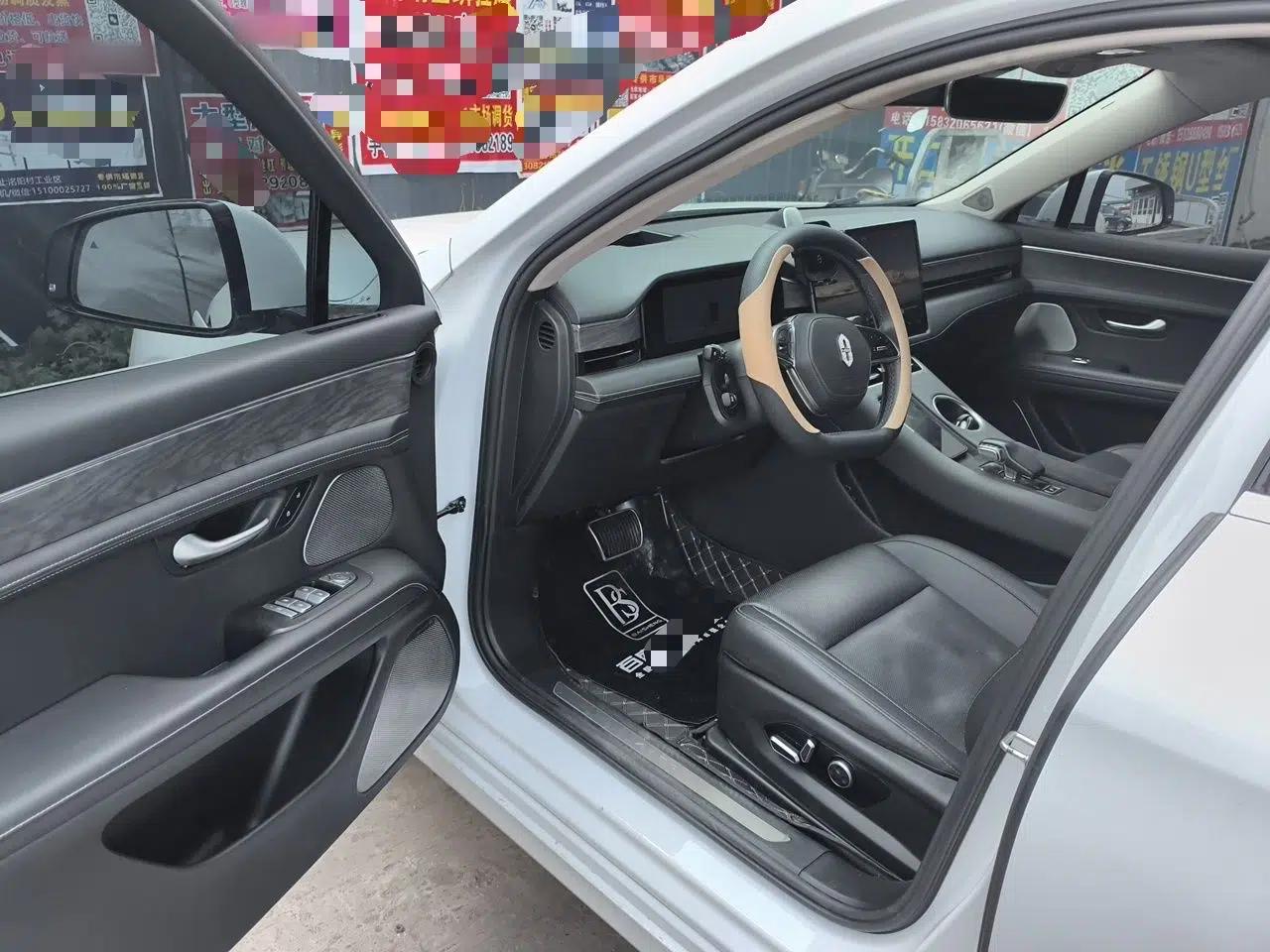 Hima AITO M5 2022 Extended-Range Four-Wheel Drive Ultimate Edition — миниатюра 16