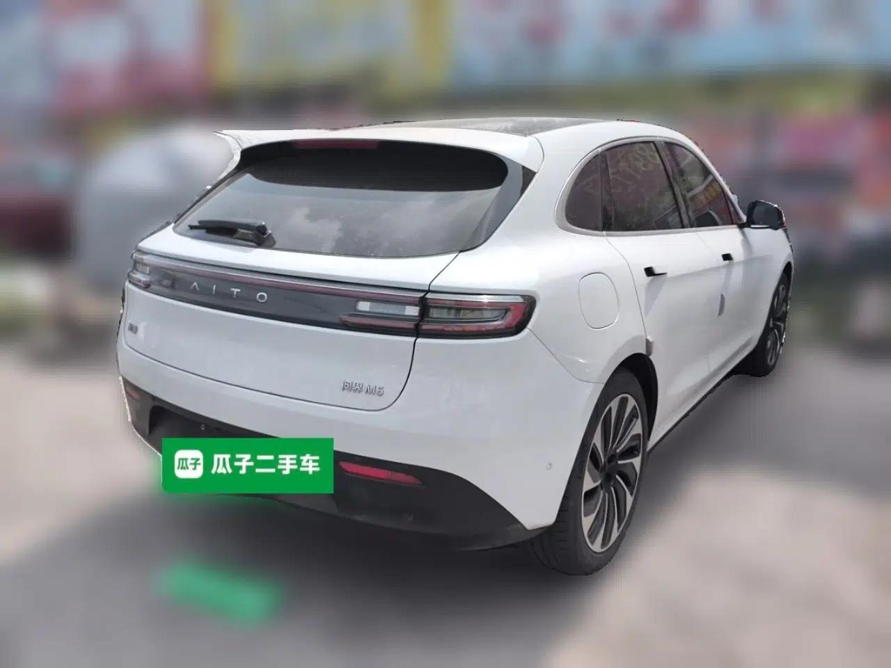 Hima AITO M5 2022 Extended-Range Four-Wheel Drive Ultimate Edition — миниатюра 6