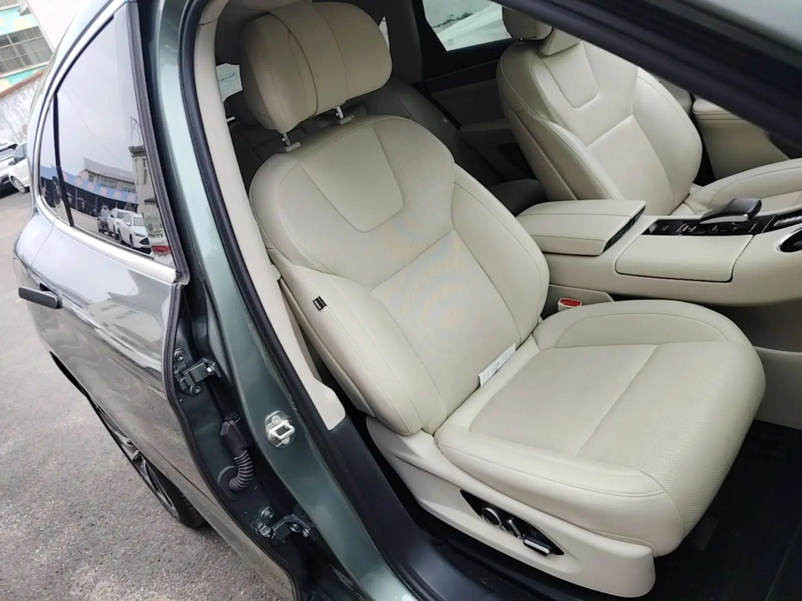 Hima AITO M5 2022 Range-Extended Rear-Drive Standard Version — миниатюра 19