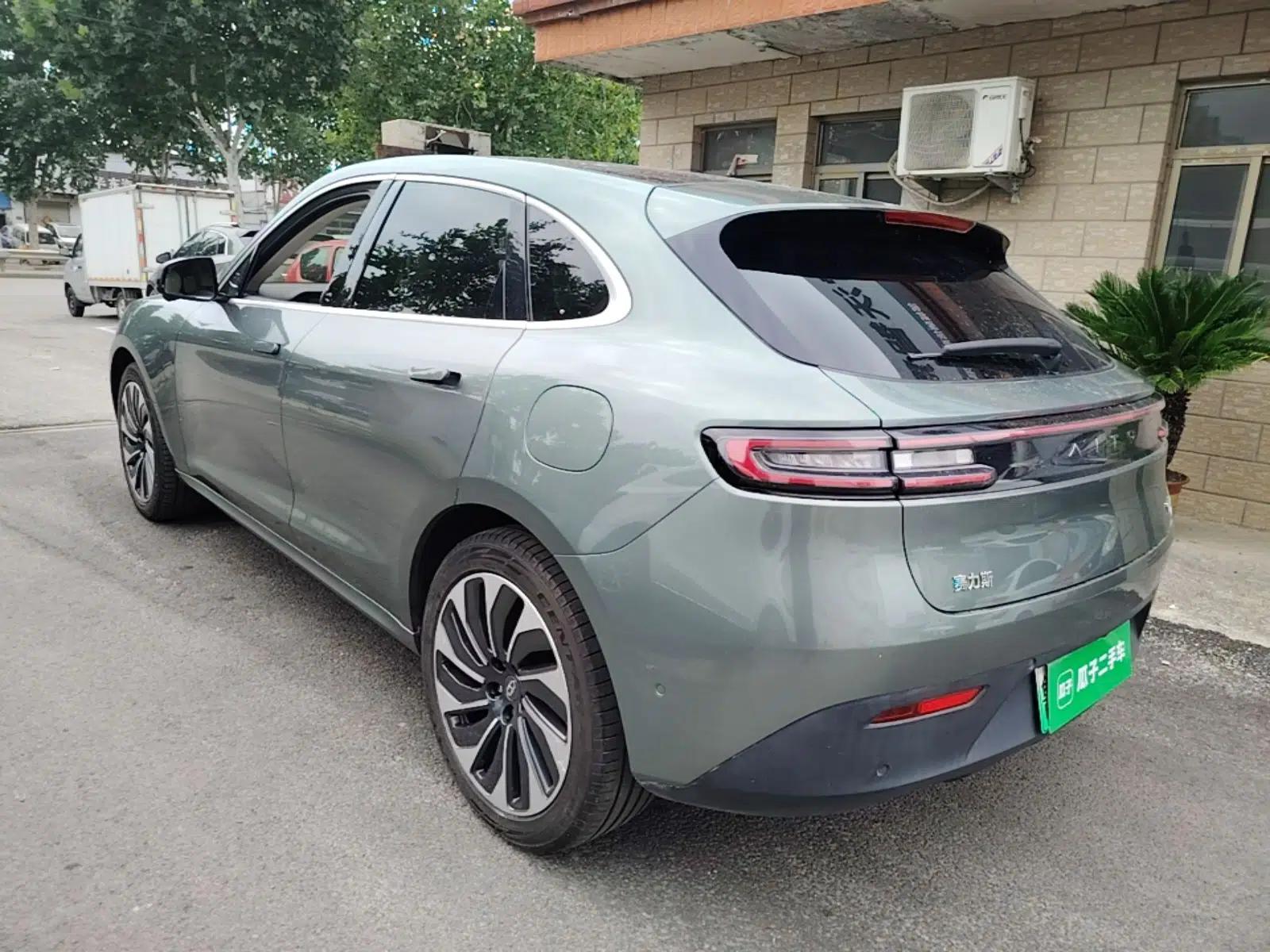 Hima AITO M5 2022 Range-Extended Rear-Drive Standard Version — миниатюра 4
