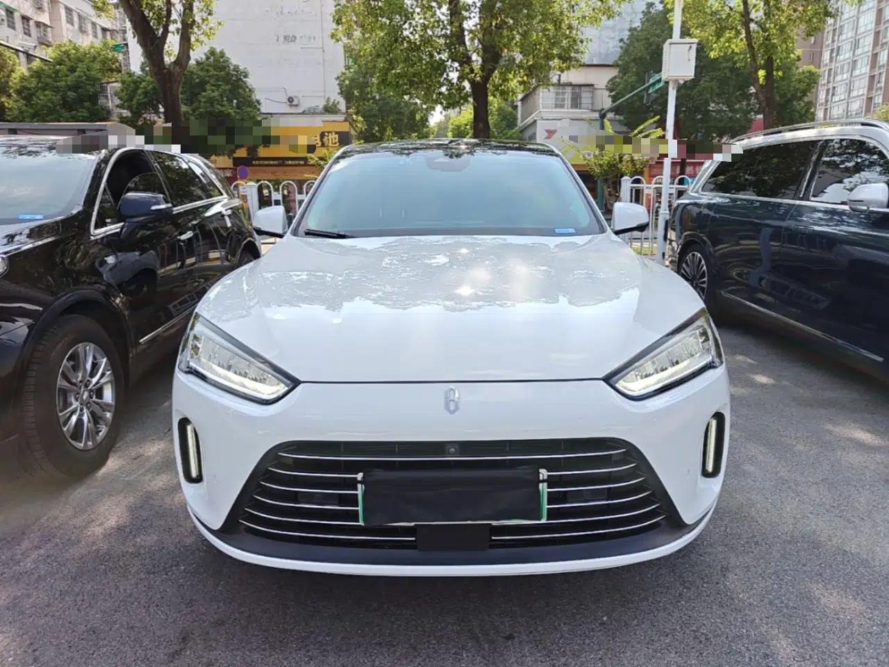 Hima AITO M5 2022 Extended-Range Four-Wheel Drive Performance Version — миниатюра 2