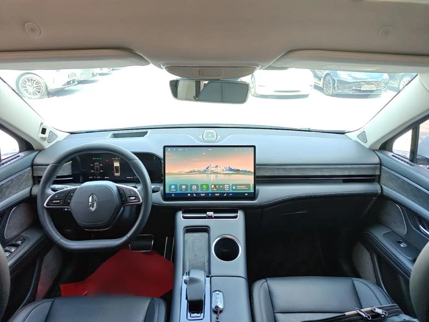 Hima AITO M5 2022 Extended-Range Four-Wheel Drive Performance Version — миниатюра 17