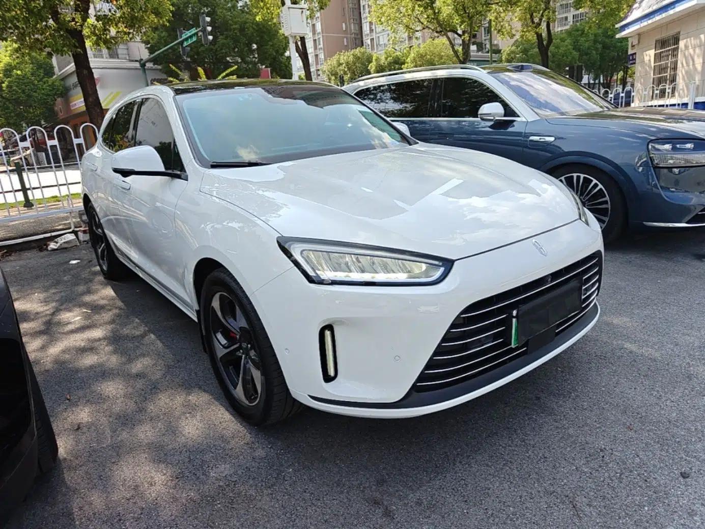 Hima AITO M5 2022 Extended-Range Four-Wheel Drive Performance Version — миниатюра 3