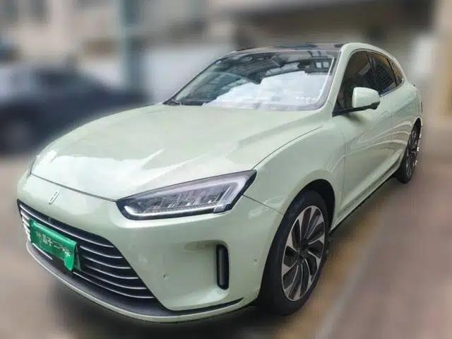 Hima AITO M5 2022 Extended-Range Four-Wheel Drive Performance Version