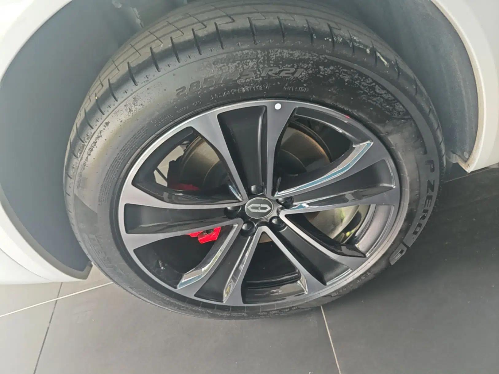 Hima AITO M8 2025 Extended-Range Max+ Version 53.4 kWh 6-Seater Edition — миниатюра 11