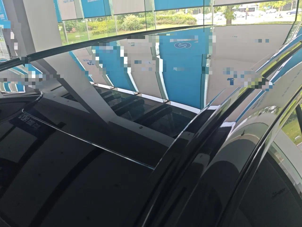 Hima AITO M8 2025 Extended-Range Max+ Version 53.4 kWh 6-Seater Edition — миниатюра 7