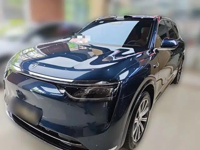 Hima AITO M8 2025 Extended-Range Max+ Version 53.4 kWh 6-Seater Edition