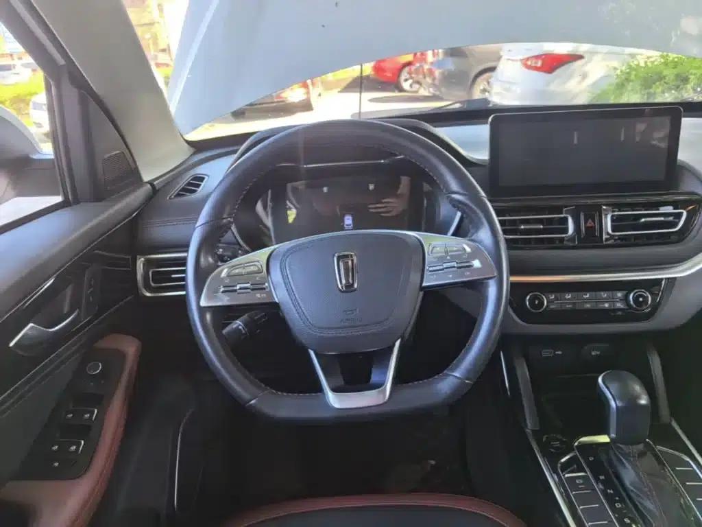 Bestune T33 2019 1.6L Automatic Deluxe Edition (National VI Emission Standard) — миниатюра 11