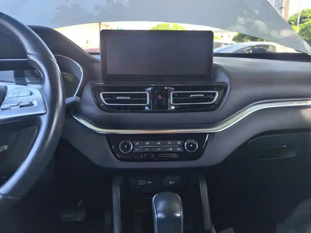 Bestune T33 2019 1.6L Automatic Deluxe Edition (National VI Emission Standard) — миниатюра 13