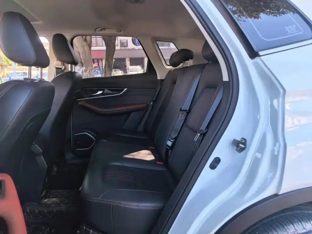 Bestune T33 2019 1.6L Automatic Deluxe Edition (National VI Emission Standard) — миниатюра 17