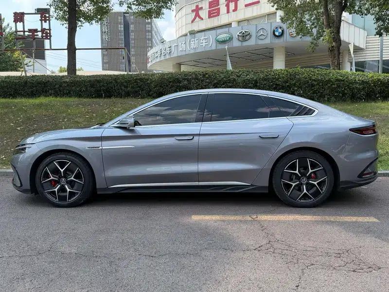 Han EV 2022 Genesis Edition 715KM Flagship Model — миниатюра 3
